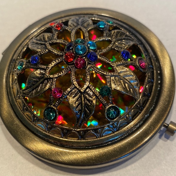 NWOT Brass Double Mirror Compact, Raised Jeweled Design with Flower - Picture 2 of 6